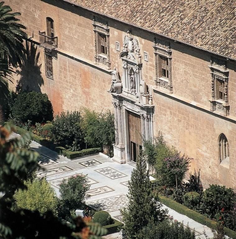 Apartamentos Junto A Jardines Del Triunfo Granada Dış mekan fotoğraf